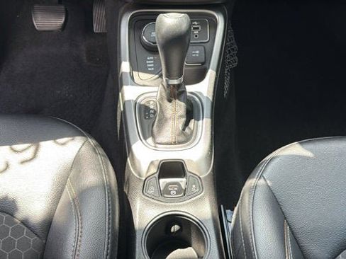 Used 2019 Jeep Compass Latitude w/ Popular Equipment Group AWD/4WD image 23