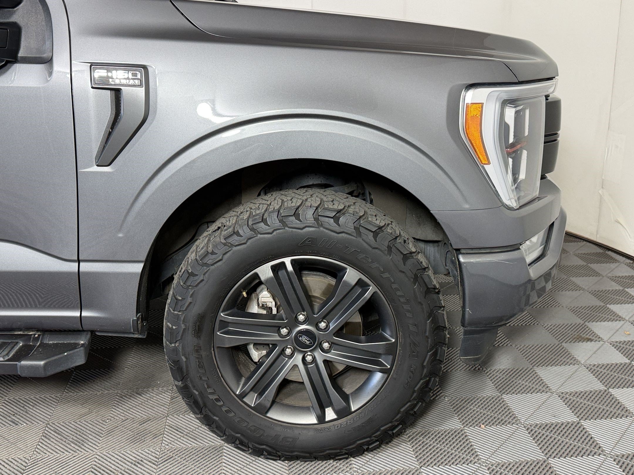 Used 2021 Ford F150 Lariat w/ Equipment Group 502A High AWD/4WD image 13