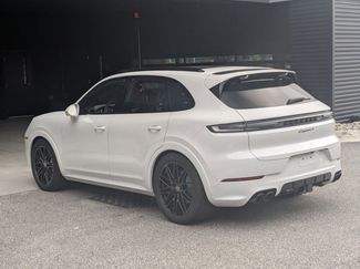Certified 2025 Porsche Cayenne S AWD/4WD video 3
