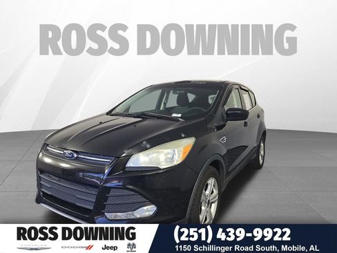 Used 2016 Ford Escape SE FWD image 1