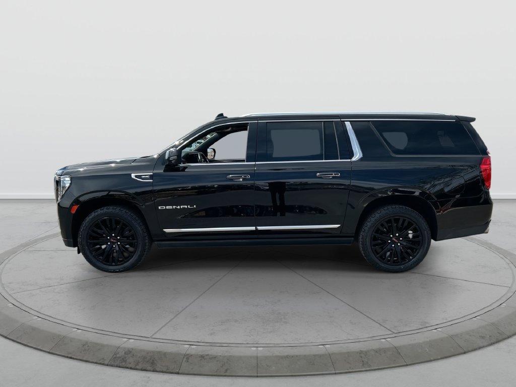 Used 2023 GMC Yukon XL Denali w/ LPO, Floor Liner Package AWD/4WD image 5