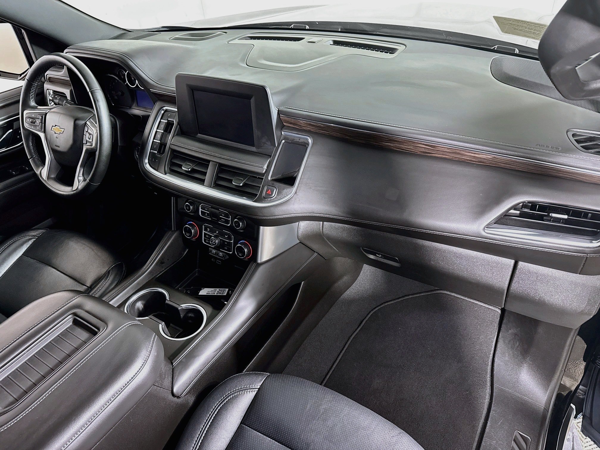 Used 2023 Chevrolet Suburban LS AWD/4WD image 28