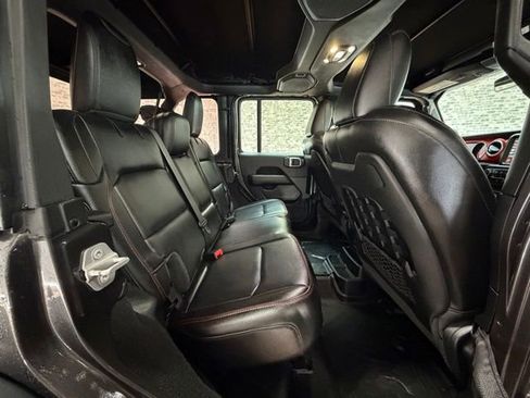Used 2021 Jeep Wrangler Unlimited Rubicon AWD/4WD image 10