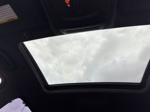 Used 2013 BMW M5 image 17