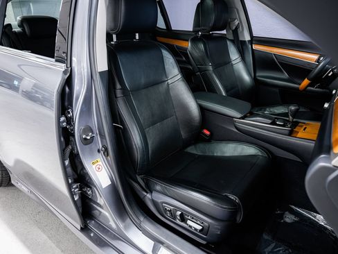 Used 2013 Lexus GS 450h w/ Luxury Pkg RWD image 31