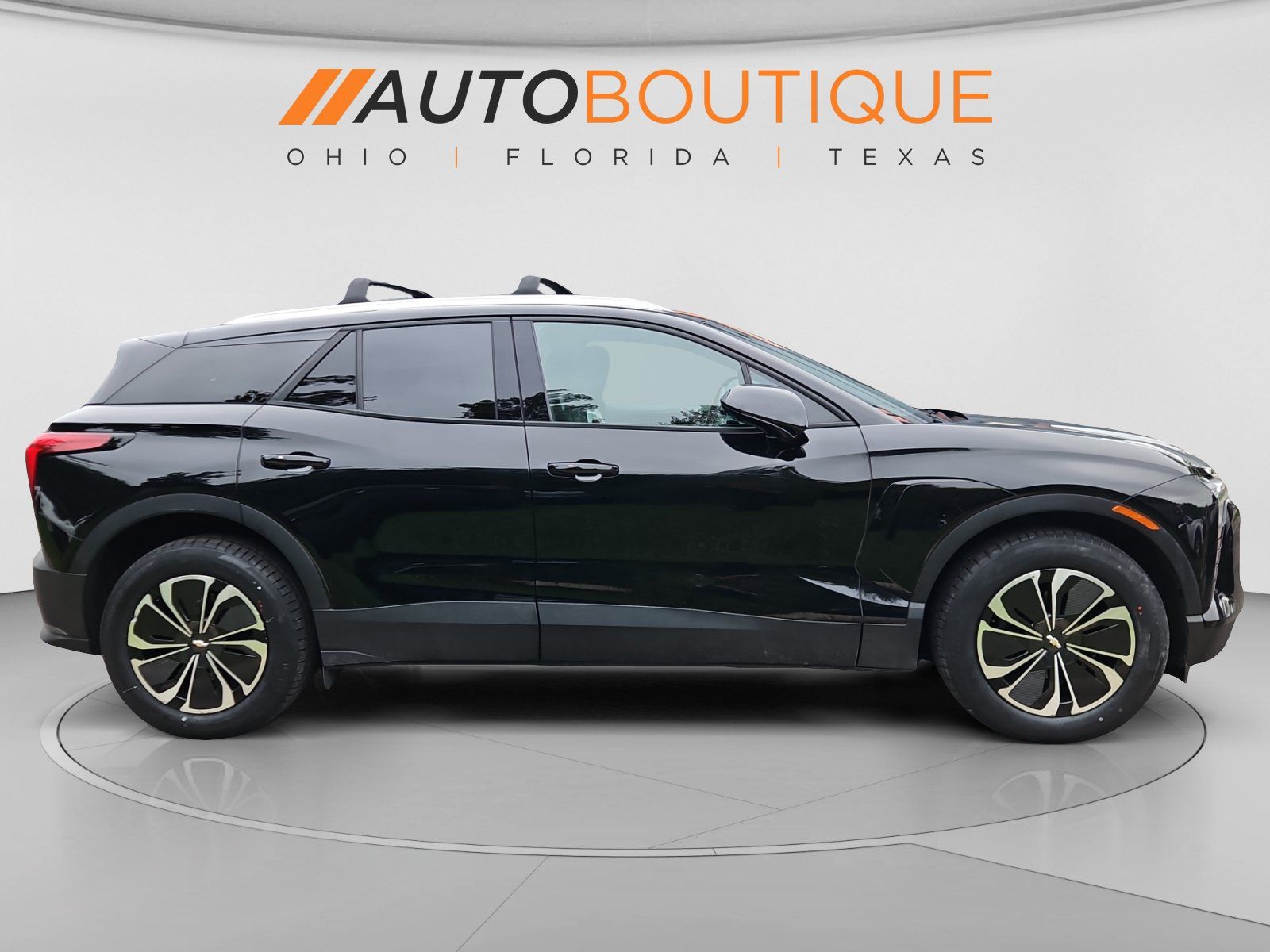 Used 2024 Chevrolet Blazer EV LT AWD/4WD image 6