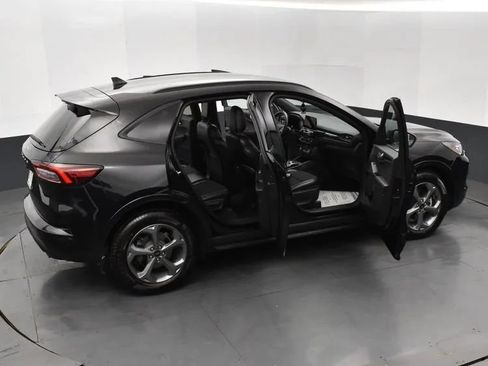 Used 2024 Ford Escape ST-Line FWD image 6