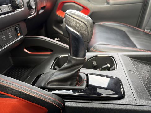 Used 2024 Nissan Frontier PRO-4X w/ Pro Premium Package image 22