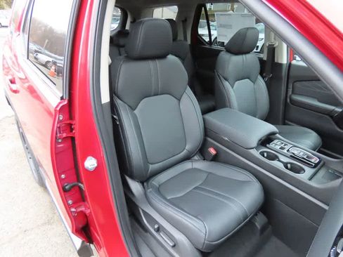 New 2026 Honda Pilot Touring image 19