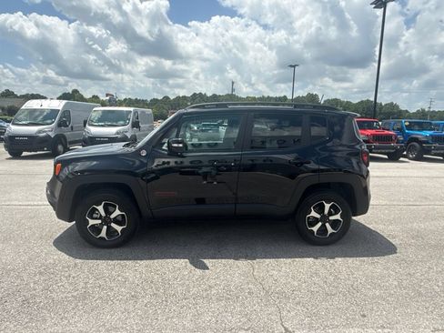 Used 2022 Jeep Renegade Trailhawk w/ Trailer Tow Group AWD/4WD image 5