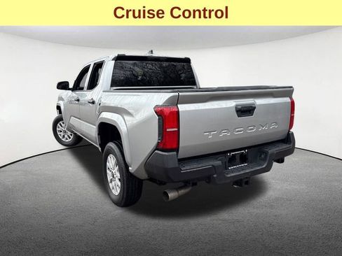 Certified 2025 Toyota Tacoma SR image 11