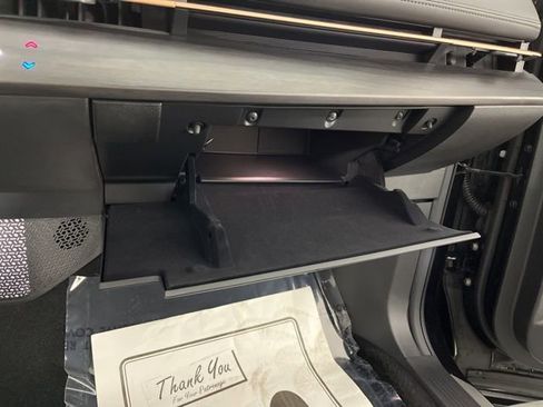 Used 2023 Nissan Ariya FWD image 41