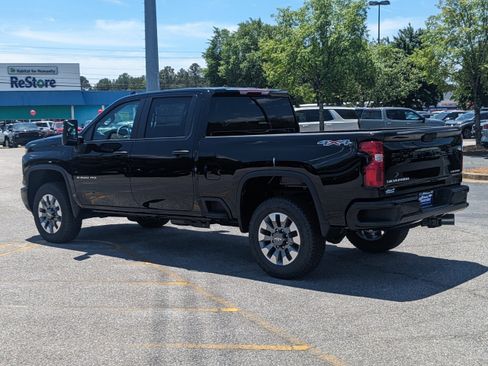 New 2025 Chevrolet Silverado 2500 Custom w/ Custom Value Package image 6