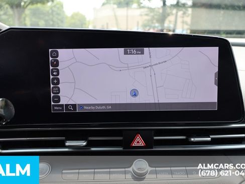 Used 2024 Hyundai Elantra SEL FWD image 35