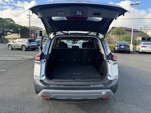 Certified 2022 Nissan Rogue SV image 11