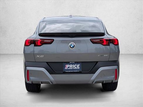 Used 2026 BMW X2 xDrive28i AWD/4WD image 7