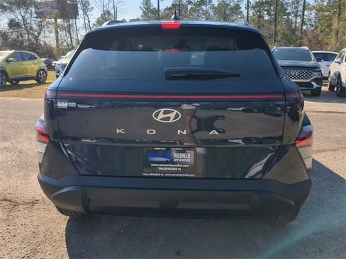 New 2024 Hyundai Kona SEL w/ Convenience Package image 6