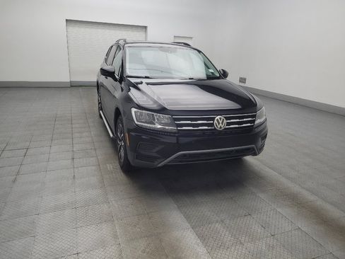 Used 2019 Volkswagen Tiguan SE w/ Panoramic Sunroof Package AWD/4WD image 13