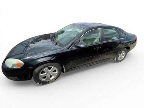 Used 2010 Chevrolet Impala LT FWD image 2
