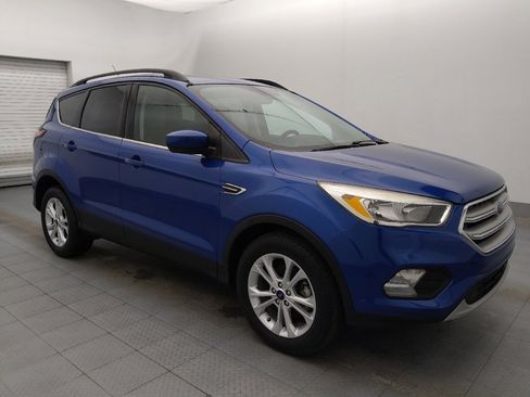 Used 2018 Ford Escape SE image 11