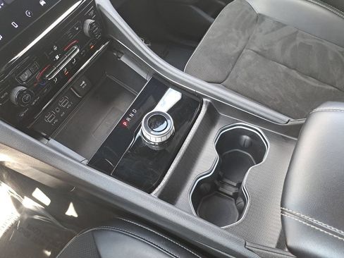 Certified 2023 Jeep Grand Cherokee Altitude AWD/4WD image 24