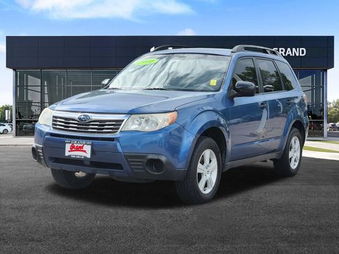 Used 2010 Subaru Forester 2.5X AWD/4WD image 4
