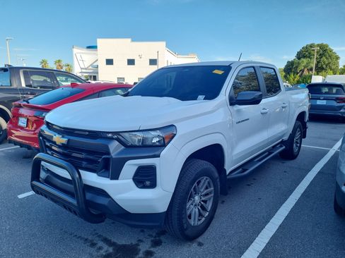 Used 2024 Chevrolet Colorado LT w/ LT Convenience Package RWD image 4