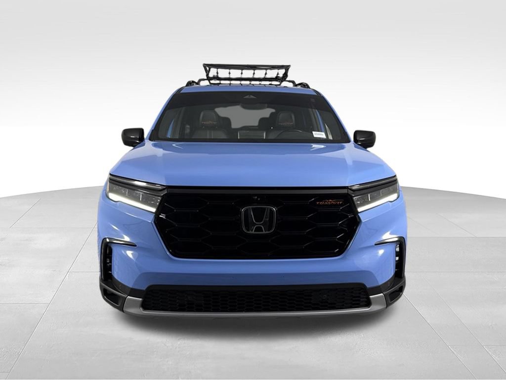 Used 2023 Honda Pilot TrailSport image 3
