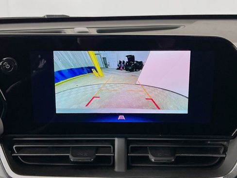 New 2026 Chevrolet Trax LT w/ Driver Confidence Package image 13