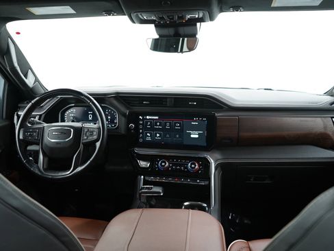 Used 2023 GMC Sierra 1500 Denali Ultimate image 14