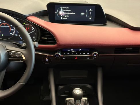 New 2026 MAZDA MAZDA3 2.5 S Hatchback w/ Premium Pkg image 19