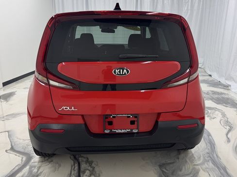 Used 2020 Kia Soul LX FWD image 7
