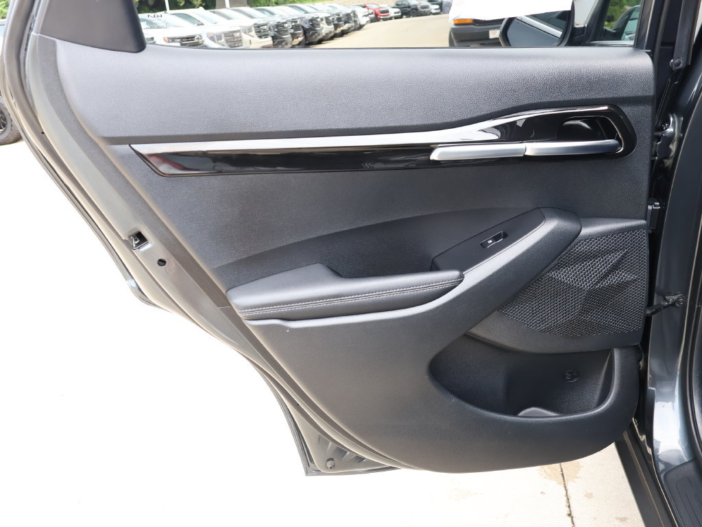 Used 2024 Kia Seltos EX AWD/4WD image 25