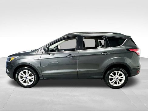 Used 2018 Ford Escape SE w/ SE Sync 3 Package AWD/4WD image 7