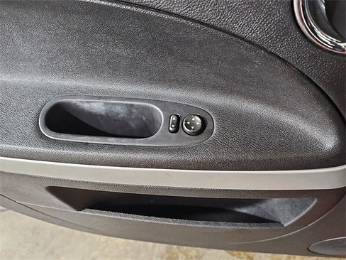 Used 2007 Chevrolet HHR LS image 21