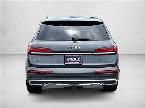 Used 2022 Audi Q7 2.0T Premium w/ Convenience Package AWD/4WD image 4