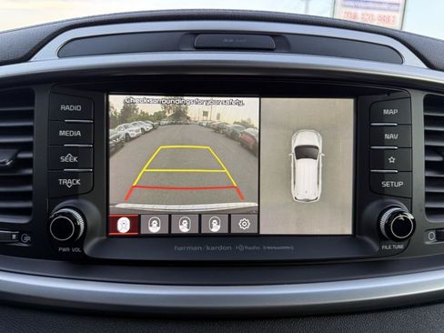 Used 2019 Kia Sorento SX w/ SX Touring Package FWD image 18