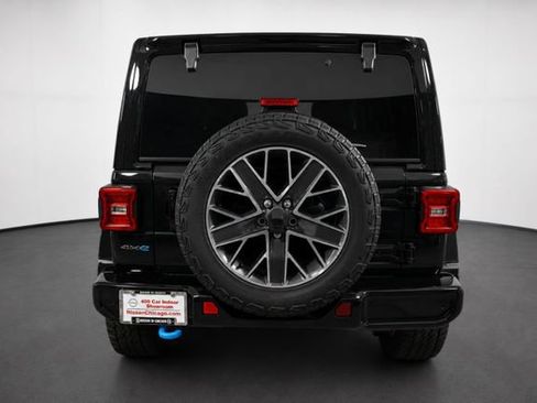 Used 2024 Jeep Wrangler High Altitude AWD/4WD image 5