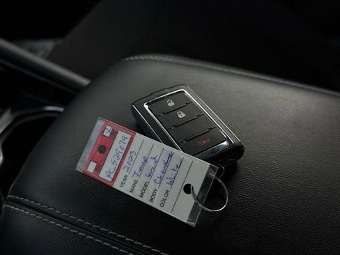 Certified 2023 Jeep Grand Cherokee Laredo image 38