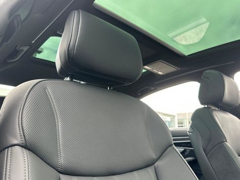 New 2025 Audi A8 L 3.0T image 15