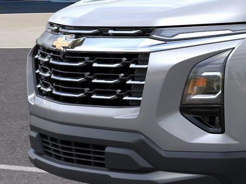 New 2026 Chevrolet Equinox LT w/ Convenience Package II FWD image 13