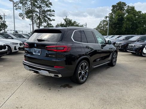 Certified 2023 BMW X5 sDrive40i w/ Luxury Seating Package RWD image 3