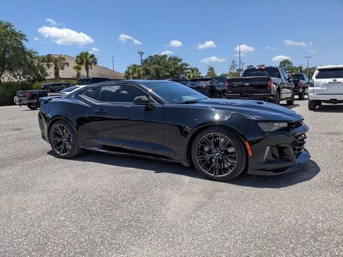 Used 2017 Chevrolet Camaro ZL1 RWD image 2