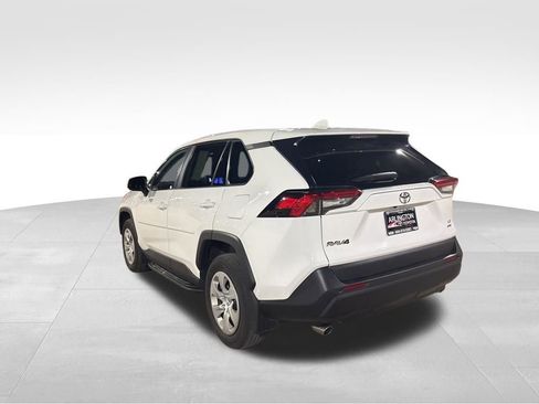 Used 2024 Toyota RAV4 LE image 6