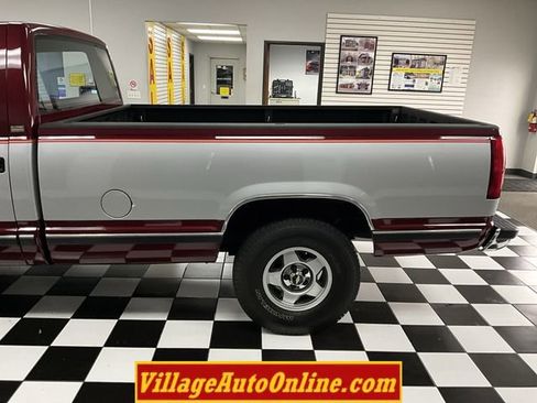Used 1988 Chevrolet Silverado 1500 2WD Regular Cab image 9