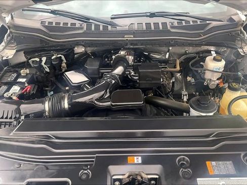 Used 2022 Ford F250 XL w/ Power Equipment Group AWD/4WD image 9