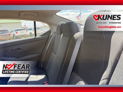 Used 2025 Nissan Sentra SV FWD image 36