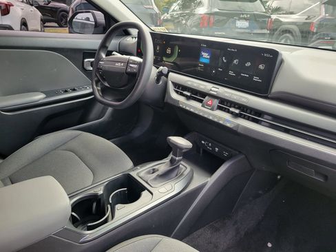 Certified 2025 Kia K4 FWD image 8