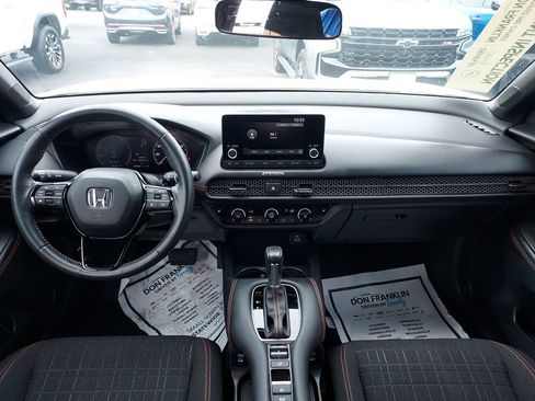 Used 2024 Honda HR-V Sport image 32
