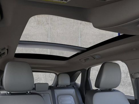 New 2024 Ford Escape SE w/ PHEV Premium Package FWD image 22